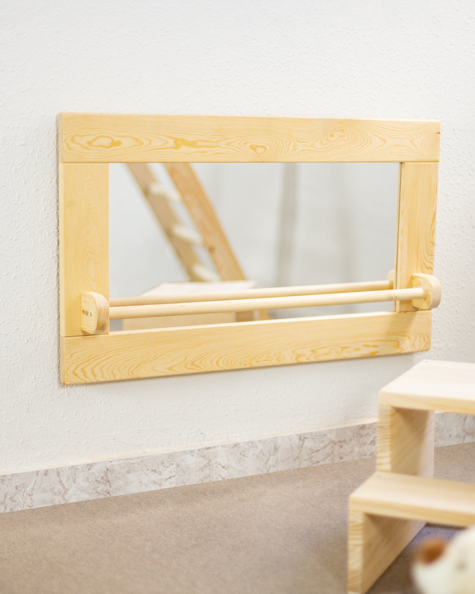 Espejo Montessori con barra